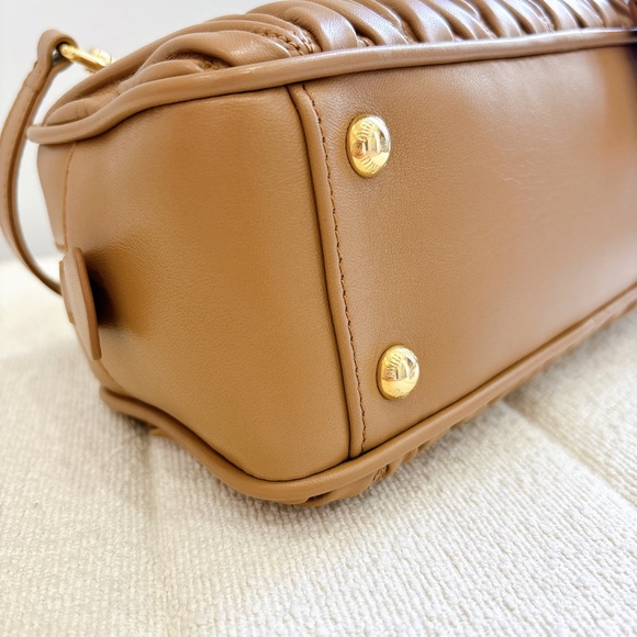 BRAND NEW MIUMIU ICONIC BAG - Picture 11 of 11